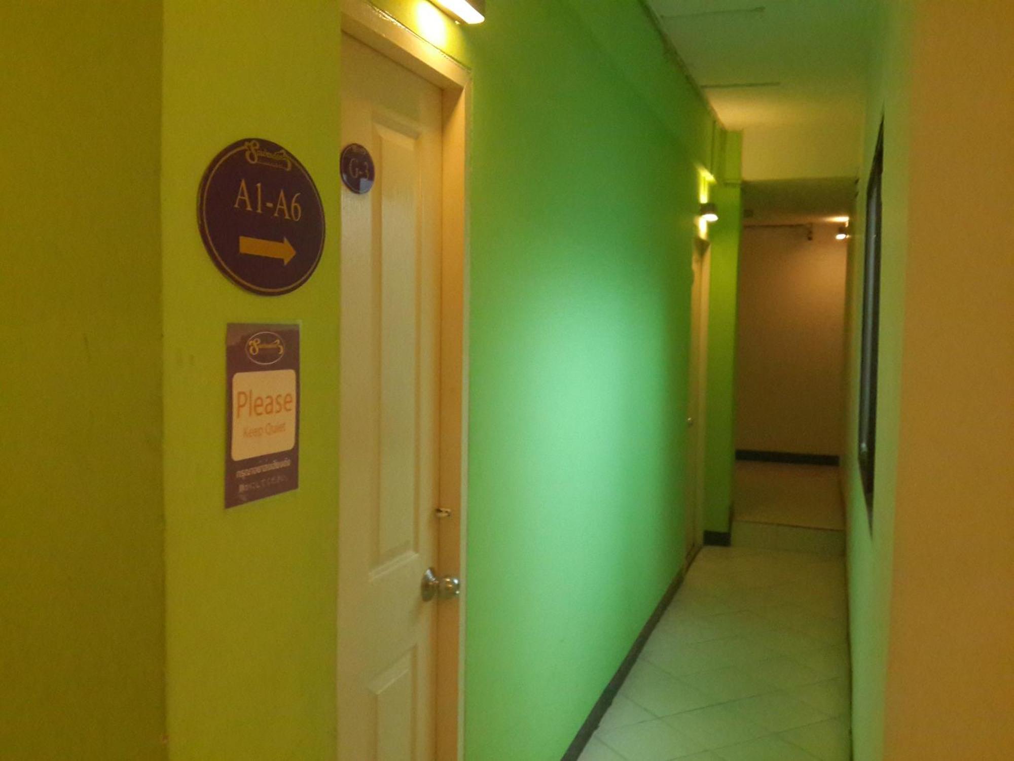 Sawasdee Sukhumvit Inn Bangkok Dış mekan fotoğraf